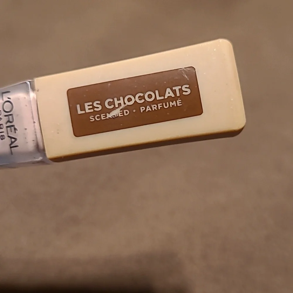 L’OREAL INFALLABLE LIP COLOR, NWT SEALED, #848 DOSE OF COCOA